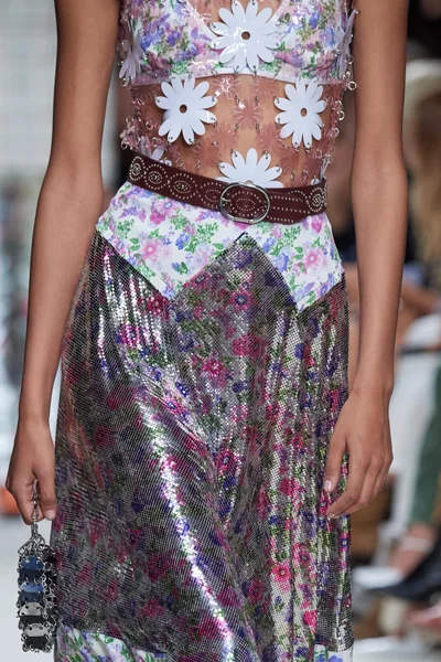 Look 107